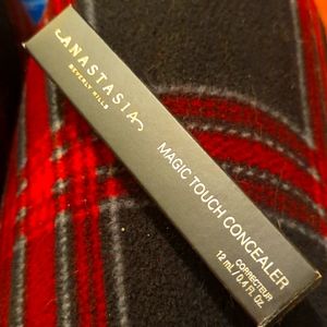 Anastasia Magic Touch Concealer*14